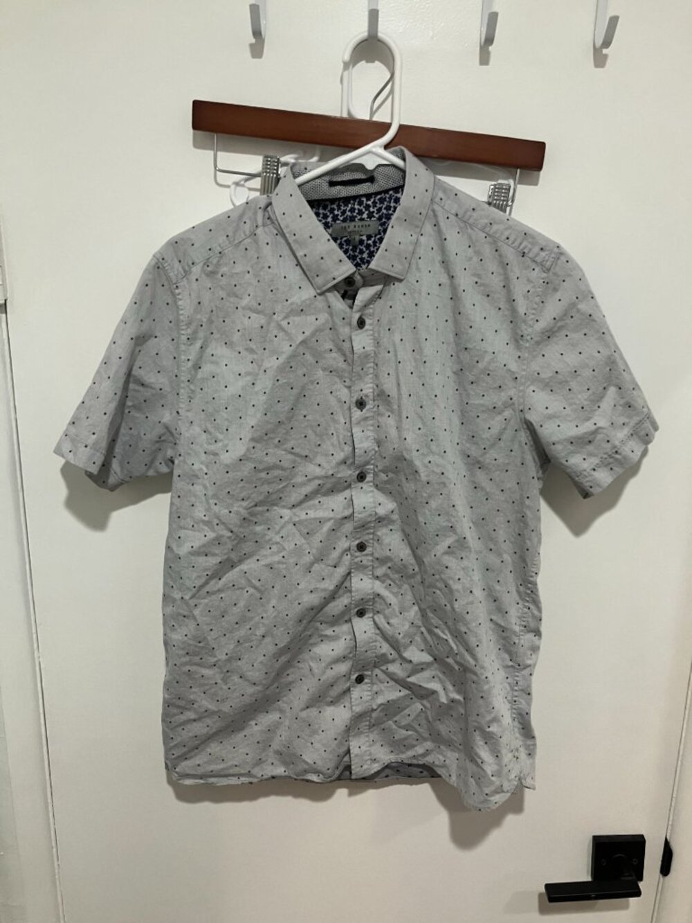 Ted Baker London Men's Polka Dot Button Down Shirt, Gray, Size 4 (US Large)